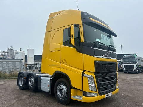 One Used Volvo FH 460bhp 6x2 Globetrotter XL tractor unit 12.8 2dr Tractor Unit I-Shift Diesel
