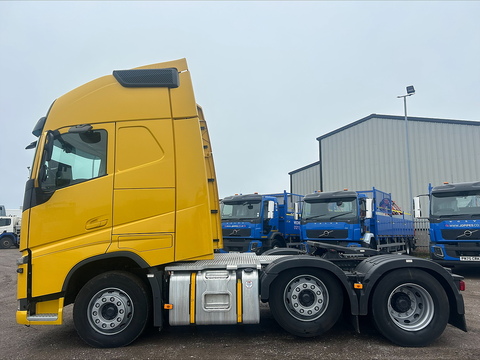 One Used Volvo FH 460bhp 6x2 Globetrotter XL tractor unit 12.8 2dr Tractor Unit I-Shift Diesel