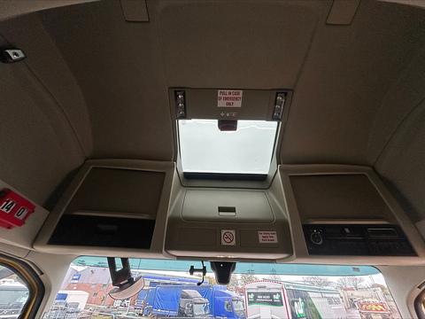 One Used Volvo FH 460bhp 6x2 Globetrotter XL tractor unit 12.8 2dr Tractor Unit I-Shift Diesel