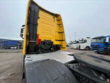 Volvo FH 460bhp 6x2 Globetrotter XL