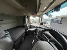 Volvo FH 460bhp 6x2 Globetrotter XL