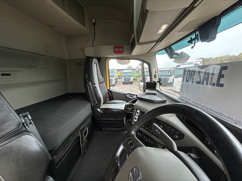 One Used Volvo FH 460bhp 6x2 Globetrotter XL tractor unit 12.8 2dr Tractor Unit I-Shift Diesel