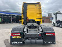 Volvo FH 460bhp 6x2 Globetrotter XL