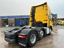 Volvo FH 460bhp 6x2 Globetrotter XL