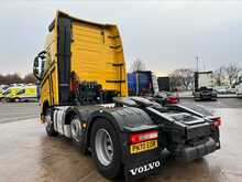 Volvo FH 460bhp 6x2 Globetrotter XL