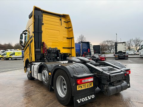 One Used Volvo FH 460bhp 6x2 Globetrotter XL tractor unit 12.8 2dr Tractor Unit I-Shift Diesel