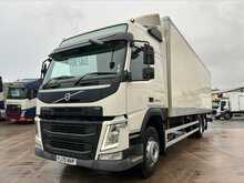 Volvo FM 330bhp 6x2 Globetrotter