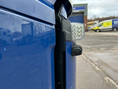 One Used Volvo FH 460bhp 6x2 Globetrotter tractor unit 12.8 2dr Tractor Unit I-Shift Diesel