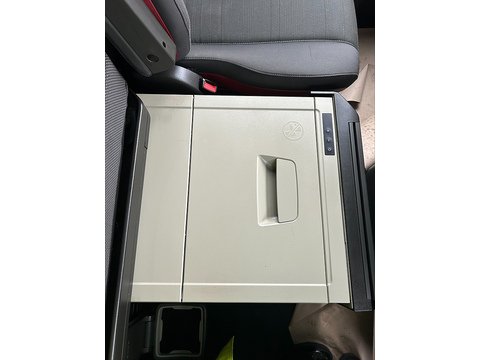 One Used Volvo FH 460bhp 6x2 Globetrotter tractor unit 12.8 2dr Tractor Unit I-Shift Diesel