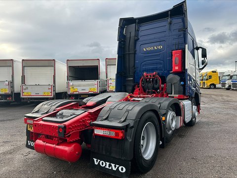 One Used Volvo FH 460bhp 6x2 Globetrotter tractor unit 12.8 2dr Tractor Unit I-Shift Diesel