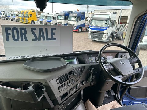One Used Volvo FH 460bhp 6x2 Globetrotter tractor unit 12.8 2dr Tractor Unit I-Shift Diesel