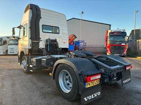 One Used Volvo FM 460bhp 4x2 Globetrotter XL tractor unit 11 2dr Tractor Unit I-Shift Diesel