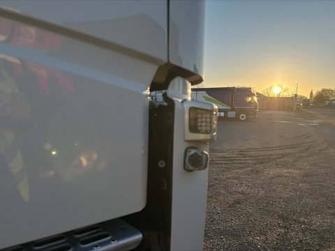 One Used Volvo FM 460bhp 4x2 Globetrotter XL tractor unit 11 2dr Tractor Unit I-Shift Diesel