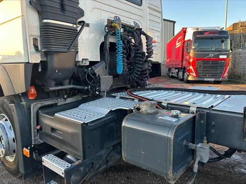 One Used Volvo FM 460bhp 4x2 Globetrotter XL tractor unit 11 2dr Tractor Unit I-Shift Diesel