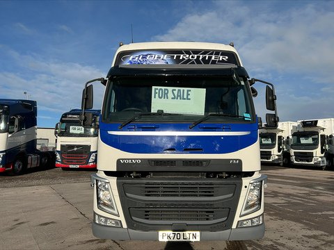 One Used Volvo FM 460bhp 4x2 Globetrotter XL tractor unit 11 2dr Tractor Unit I-Shift Diesel