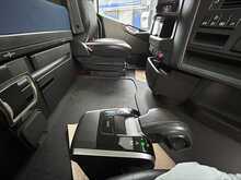 Volvo FH 460bhp 6x2 Globetrotter