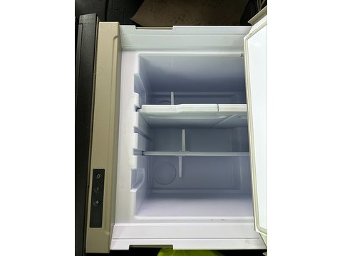 One Used Volvo FH 460bhp 6x2 Globetrotter tractor unit
 13 2dr Tractor Unit I-Shift Diesel