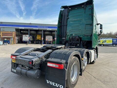 One Used Volvo FH 540bhp 6x2 Globetrotter XL tractor unit 12.8 2dr Tractor Unit I-Shift Diesel