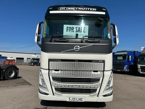 One Used Volvo FH 500bhp 6x2 Globetrotter XL tractor unit 12.8 2dr Tractor Unit I-Shift Diesel