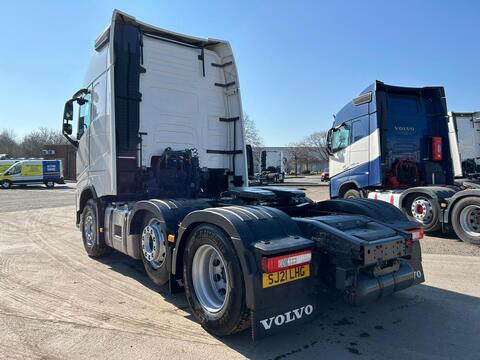 One Used Volvo FH 500bhp 6x2 Globetrotter XL tractor unit 12.8 2dr Tractor Unit I-Shift Diesel