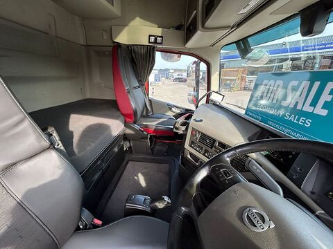 One Used Volvo FH 460bhp 6x2 Globetrotter tractor unit 12.8 2dr Tractor Unit I-Shift Diesel