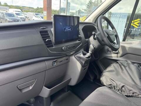 Ford Transit 130ps 350 7 Seat Crew Cab 1-Way Tipper DRW, A/C, SAT NAV, 12" Screen, Tow Pack, Seat Covers & Beacon - N4540