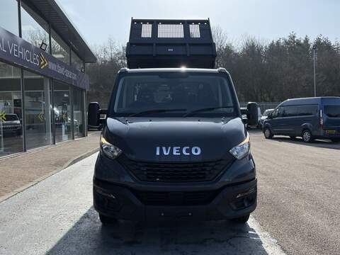 Iveco Daily 2.3 140ps 35C14B Tool Pod Tipper Business Pack with DRW, Extended 3-Year Warranty & Service Plan - N4586