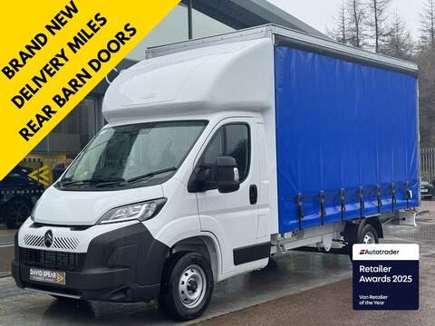 Citroen Relay 140ps 3.5 Ton 4.5m Body Length with Car Play, Lane Assist & Air Con 2.0 2dr Curtain Side Manual Diesel
