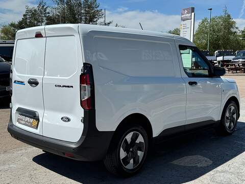 Ford E-Transit Courier Trend 136ps 43kWh Auto with Air Con, Rev Cam & Cruise Control - N4777