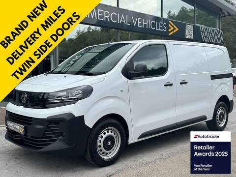 Vauxhall Vivaro Turbo D 2300 Prime LWB 100ps 5 Seater Crew with Air Con, Sat Nav & Reverse Sensors 1.5 6dr Combi Van Manual Diesel