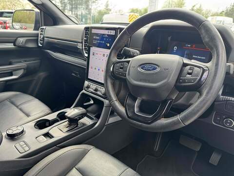 Ford Ranger TD 205ps Wildtrak 4WD Euro 6 with 18" Alloys, Sat Nav, Rev Cam, Leather & 1 Owner - U104943