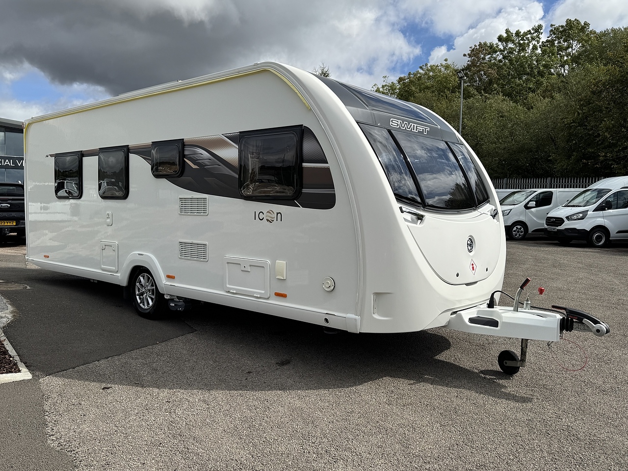 Used 2021 Swift Icon T4 4 Berth Caravan with Island Double