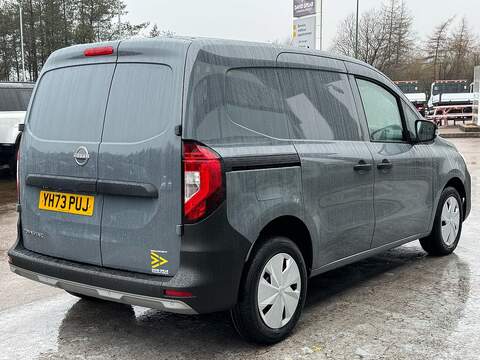 Nissan Townstar TCe Acenta 130ps Euro 6 with Car Play, Air Con, Parking Sensors & 1 Owner - U105414