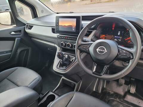 Nissan Townstar TCe Acenta  130ps Euro 6 with Car Play, Air Con, Parking Sensors & 1 Owner - U105416