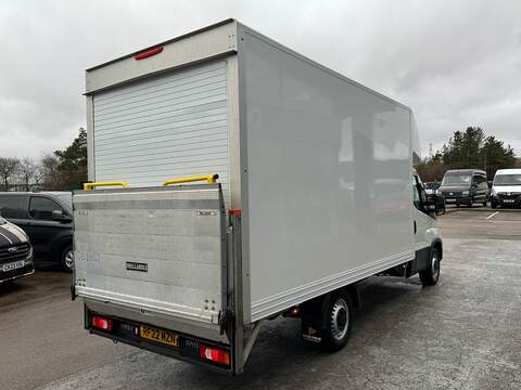 Iveco Daily 136PS 35/C/14 Luton Lwb 4.1M  Euro 6 with 1 Owner, 2 Keys, Aircon, Cruise & Tail lift - U105485