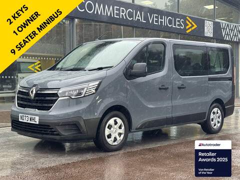 Renault Trafic 2.0dCi 150PS SL28 Business 9 Seat Minibus Euro 6 with 1 Owner, 2 keys 2.0 4dr Minibus Manual Diesel