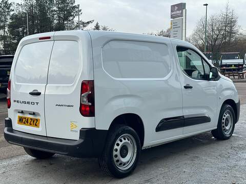 Peugeot Partner HDI 100PS 1000 Professional  Euro 6 with 1 Owner, 2 Keys, Car Play, Air con & As New - U105555