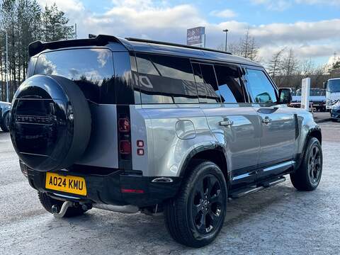 Land Rover Defender 110 3.0 250ps D250 SE Hard Top with Detach Tow Bar, Air Suspension,20" Alloys & DSCV Exclusive Upgrades - U105620
