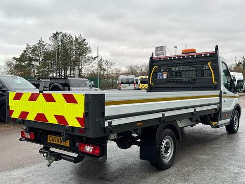 Ford Transit 2.0 350 EcoBlue Leader 130PS RWD L4 Euro 6 with Tow Bar, Beacon & DAB - U105668
