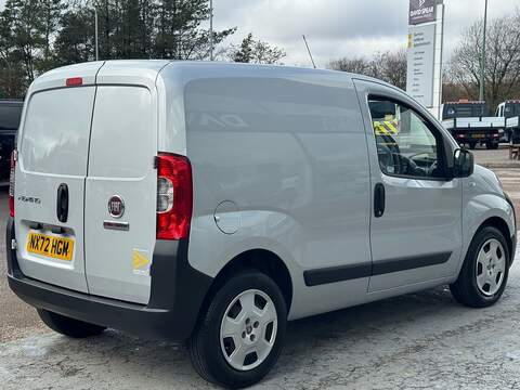 Fiat Fiorino MultiJetII Tecnico 80ps Manual Euro 6 with Air Con, Ply Lined & Sat Nav - U105746