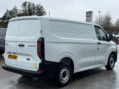 Ford Transit Custom 300 110ps EcoBlue Leader Manual with Cruise, DAB & Heated Screen - U105855