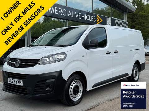 Vauxhall Vivaro CDTI 100ps Turbo D 2300 Pro 100ps L2 with F/S/H Air Con, Sat Nav, Rev Cam & Cruise 1.5 6dr Panel Van Manual Diesel