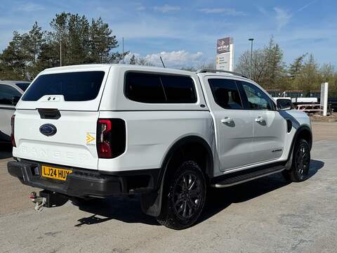 Ford Ranger TDI 205ps Wildtrak 4x4 Double Cab Pick Up With Ford Fibreglass Canopy & Tow Pack - U105866