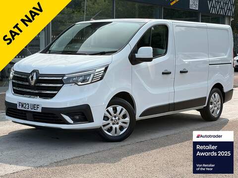 Renault Trafic dCi Blue LL30 Business+ L2 130ps with Air Con, Car Play, Ply Lining & Cruise 2.0 3dr Panel Van Manual Diesel