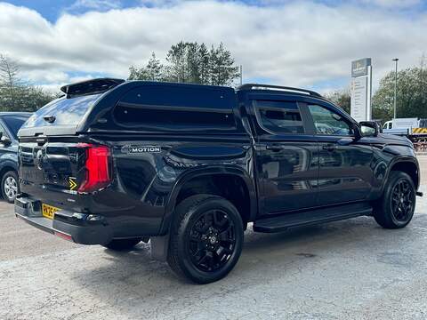 Volkswagen Amarok TDI Style 205ps 4Motion Auto with Canopy, 360 Camera & Sat Nav - U105875