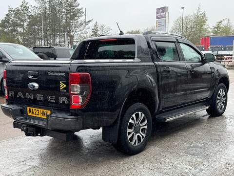 Ford Ranger EcoBlue Wildtrak 213ps 4WD Double Cab with Elec Roll N Lock, Rev Cam & Tow Pack - U105876