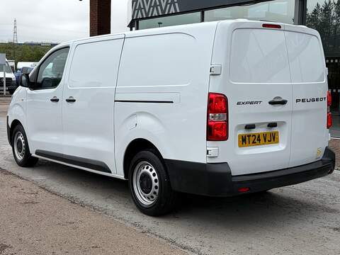 Peugeot Expert HDi 120ps Professional L2 Lwb Euro 6 with Air Con & Sat Nav Car Play - U105887