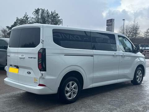 Ford Transit Custom TDCI 136ps 320 Limited L2 Lwb 9 Seat Bus With Air Con, Alloy Wheels - U105905