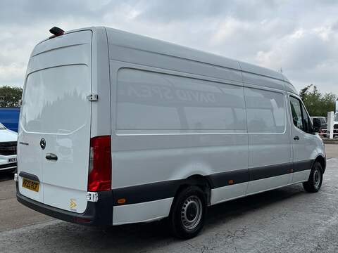 Mercedes-Benz Sprinter 315 CDI Progressive 150ps LWB L3H2 RWD with Reverse Camera, Cruise & Parking Sensors - U105962