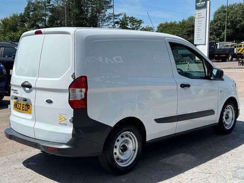 Ford Transit Courier EcoBoost Leader 100ps with Air Con, Ply & Reverse Sensors - U106055